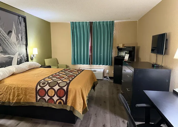 Super 8 By Wyndham I-39