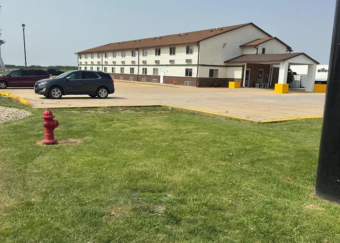 Super 8 By Wyndham I-39 Hotel