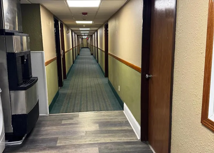 Super 8 By Wyndham I-39